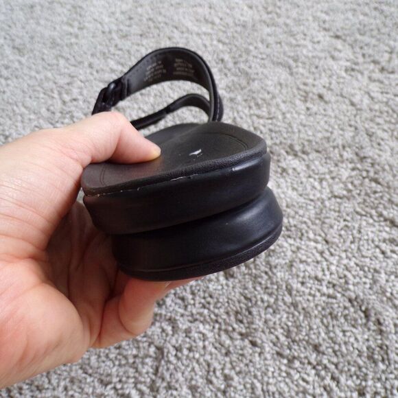 Olukai black flip flop beach sandals 8 - Picture 6 of 10